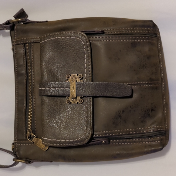 B.O.C. Crossbody Bag - Picture 4 of 11